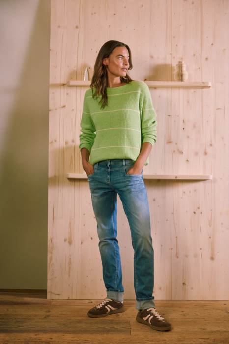 CECIL FW25 DECEMBER 39