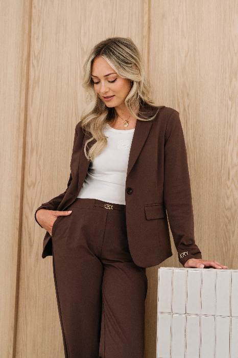 CO WOMAN FW25 LEV1 00035