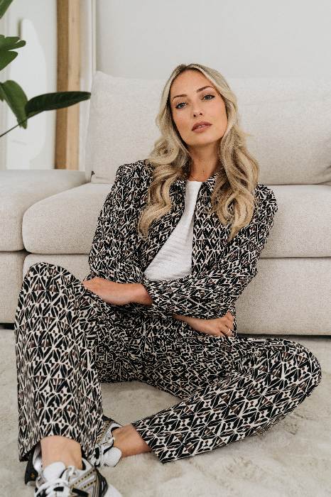 CO WOMAN FW25 LEV1 00059