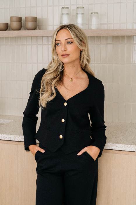 CO WOMAN FW25 LEV1 00064