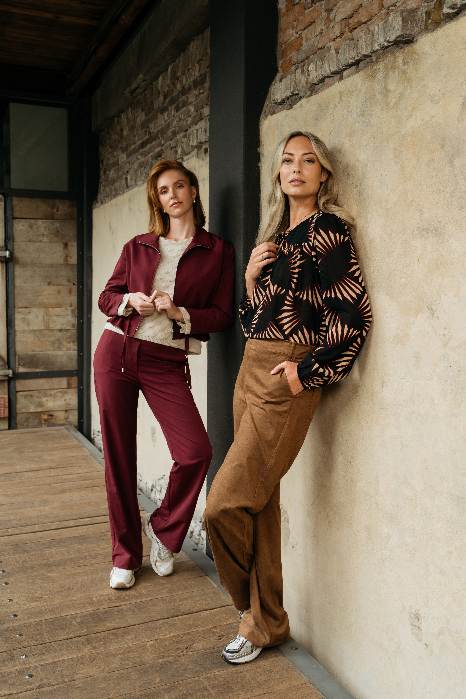 CO WOMAN FW25 LEV2 00045