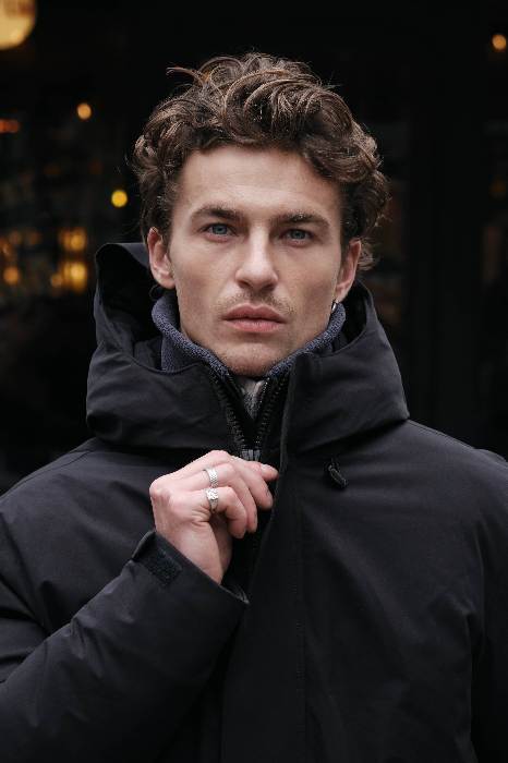 DSTREZZED FW25 00041