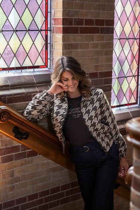 ELVIRA FW25 E4 00003