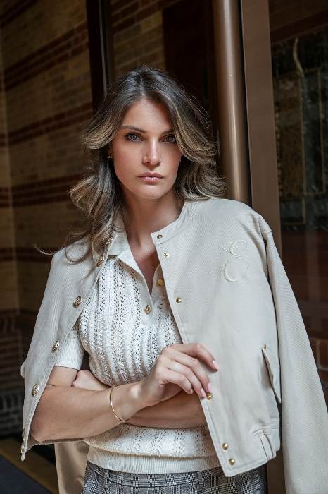 ELVIRA FW25 E4 00010