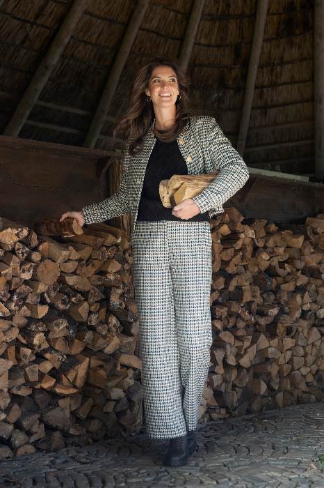 ELVIRA FW25 E5 00017