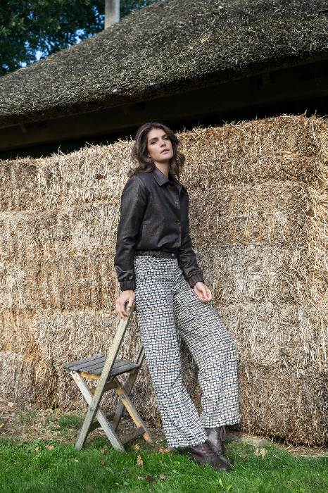 ELVIRA FW25 E5 00043