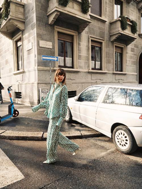 ESSENTIEL ANTWERP FW25 PRE FALL 00012