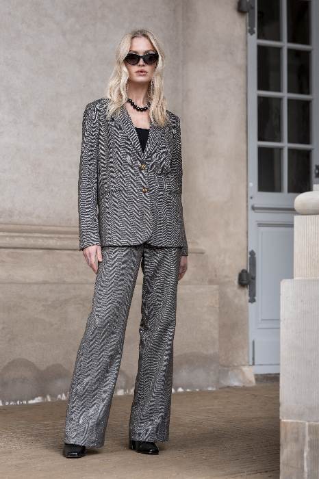 GEISHA FW25 1 15 SEPT 00004