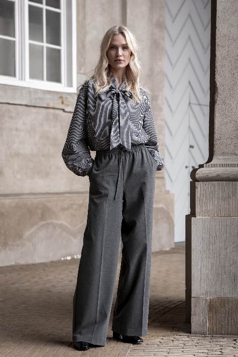 GEISHA FW25 1 15 SEPT 00011