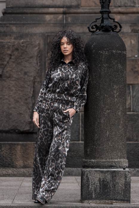 GEISHA FW25 1 15 SEPT 00027