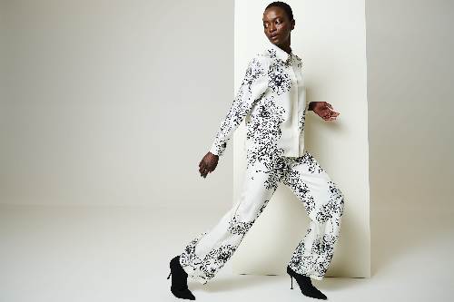 HERZENSANGELEGENHEIT FW25 FLASH 254 00031