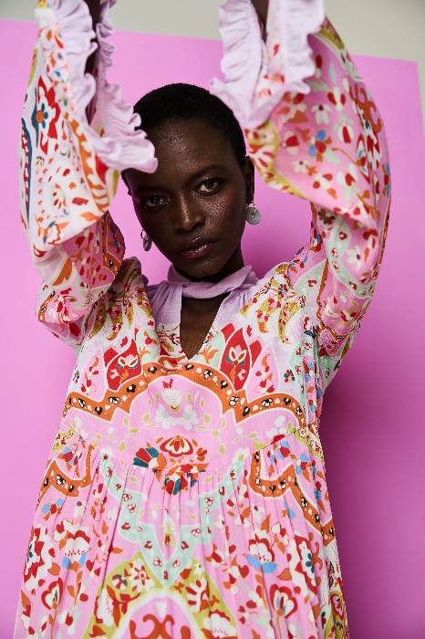 HERZENSANGELEGENHEIT FW25 FLASH 254 00056