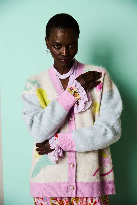 HERZENSANGELEGENHEIT FW25 FLASH 254 00057