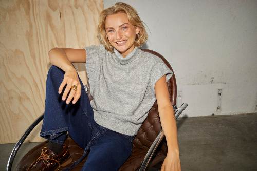 SISTERS POINT FW25 00031