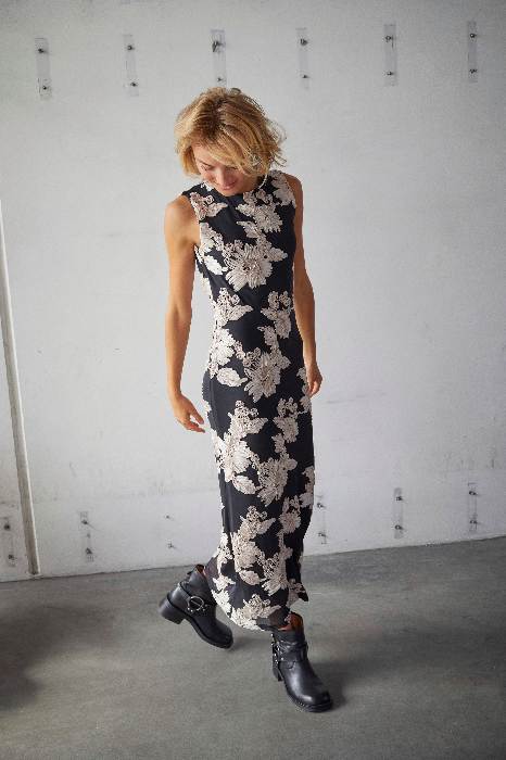 SISTERS POINT FW25 00052