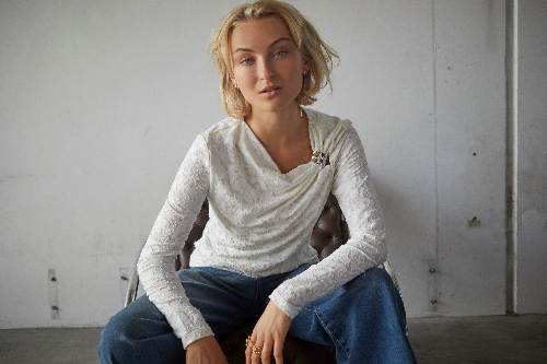 SISTERS POINT FW25 00067