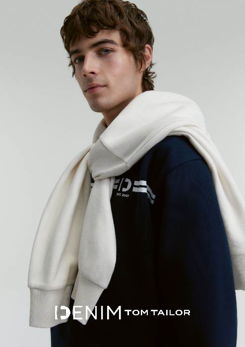 B2B_DTT_A3_Portrait_508.indd